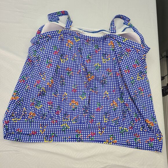 Lands' End women's chlorine-resistant blouson tankini swimsuit top featuring... - Picture 4 of 6